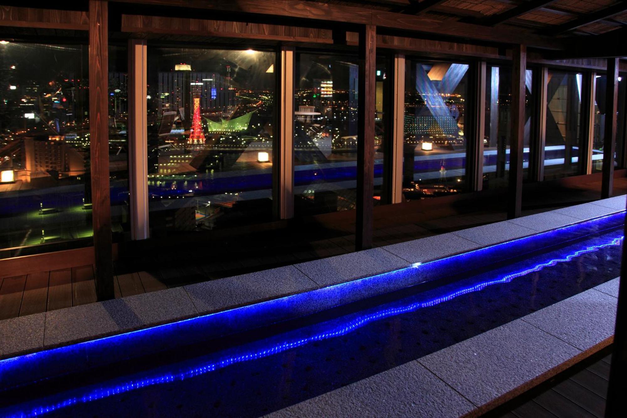 Отель Kobe Harbor Land Onsen Manyo-Club Экстерьер фото